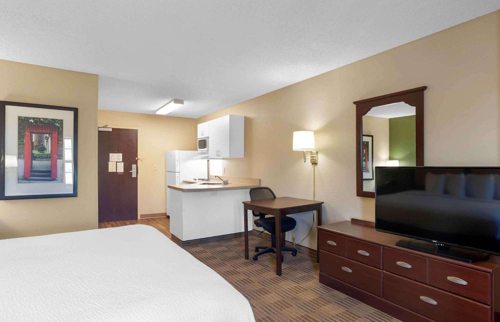 Extended Stay America Suites - Savannah - Midtown Экстерьер фото