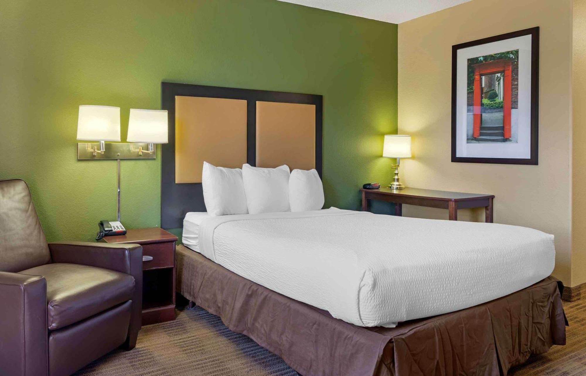 Extended Stay America Suites - Savannah - Midtown Экстерьер фото