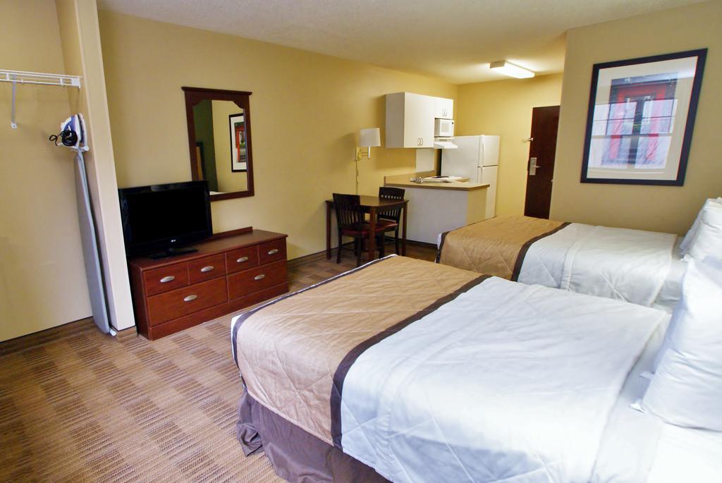 Extended Stay America Suites - Savannah - Midtown Экстерьер фото