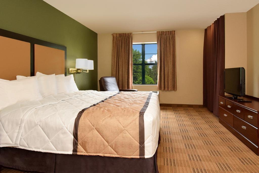 Extended Stay America Suites - Savannah - Midtown Экстерьер фото